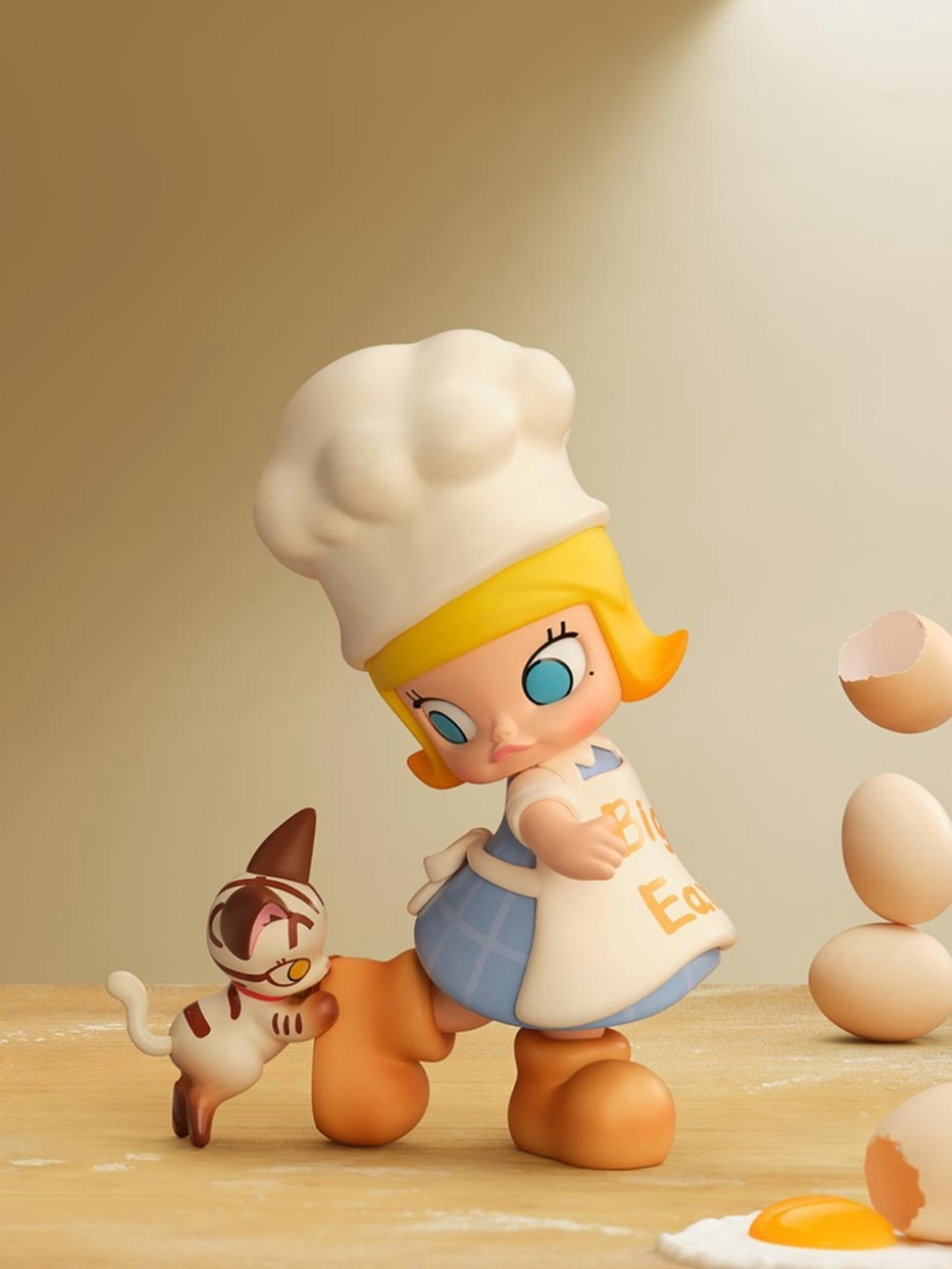 Pop Mart  MOLLY Carb-Lover Series Figures - Yummy Bread Shoes